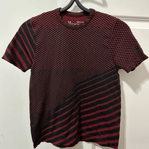 Under armour heat gear boys loose fit tee